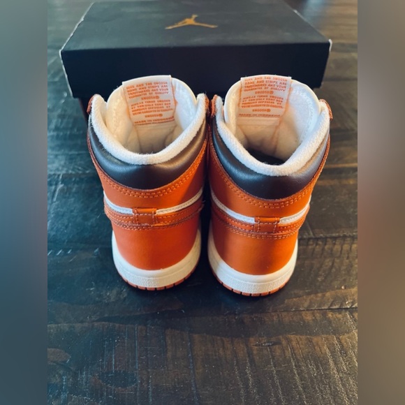 Jordan 1 Retro High OG (TD) Kids 10 - Picture 7 of 11